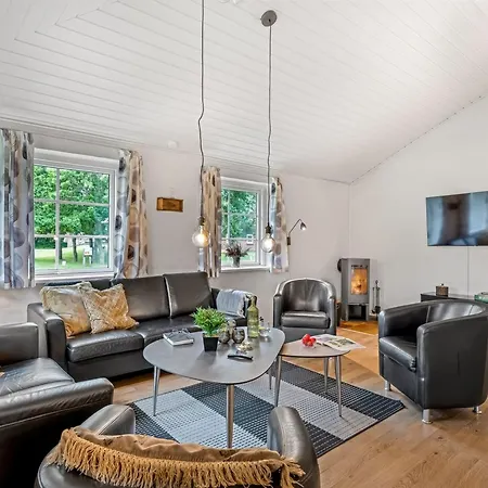 Сasa de vacaciones Guthbrand - 1-3km From The Sea By Interhome